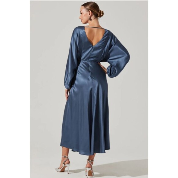 ASTR the Label Womens Kimiko Midi Dress V Neck Slate Blue Size Small NWT - Picture 7 of 14